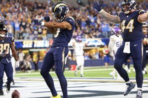 Chargers Dominate Vikings 37–10 Behind Herbert’s Three Touchdowns